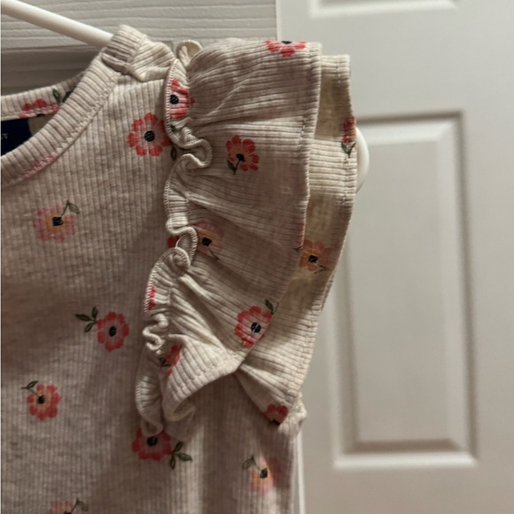 Old Navy Kids Floral Ruffle Sleeve Tee - Cream and Pink - Picture 4 of 4